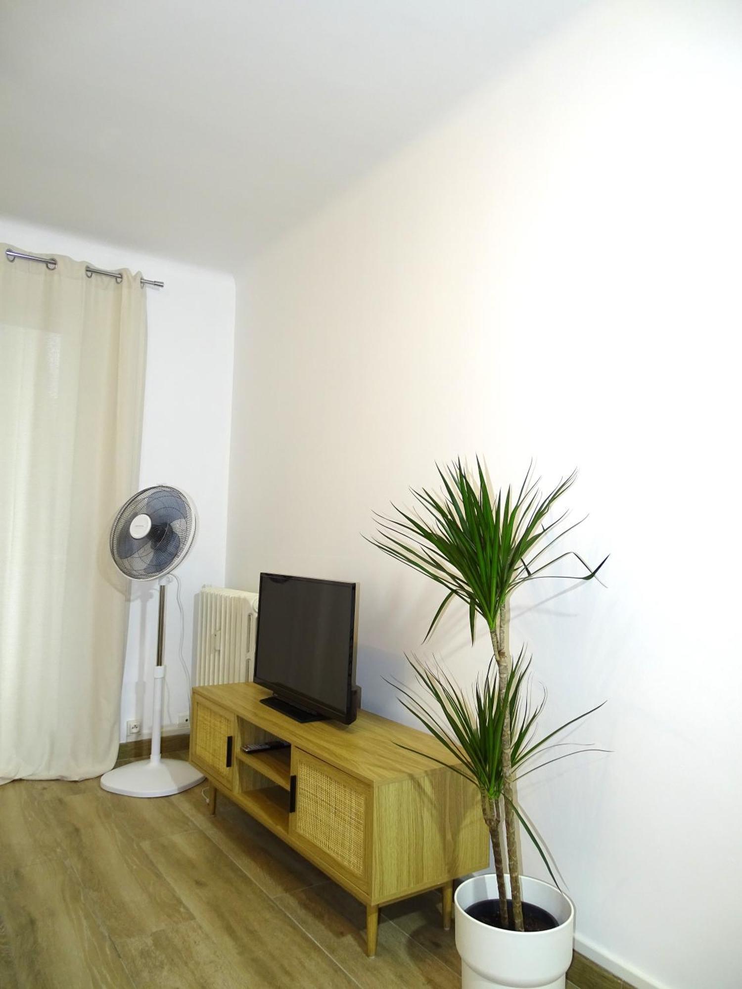 Tilia Jourdan-Studio Cosy Aix Centre-Cours Mirabeau-Parking-Wifi-Smart Tv-Rue Calme Aix-en-Provence Kültér fotó