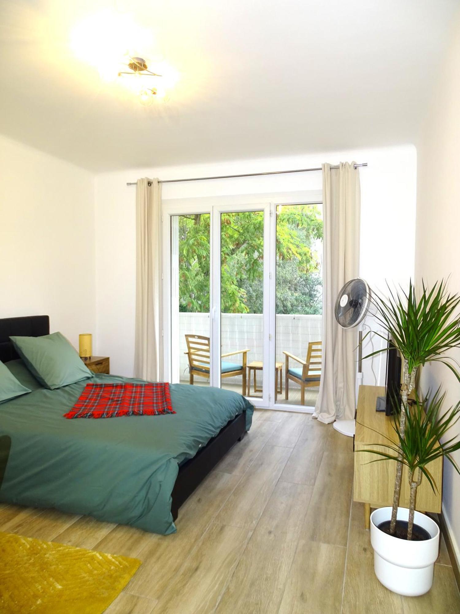 Tilia Jourdan-Studio Cosy Aix Centre-Cours Mirabeau-Parking-Wifi-Smart Tv-Rue Calme Aix-en-Provence Kültér fotó